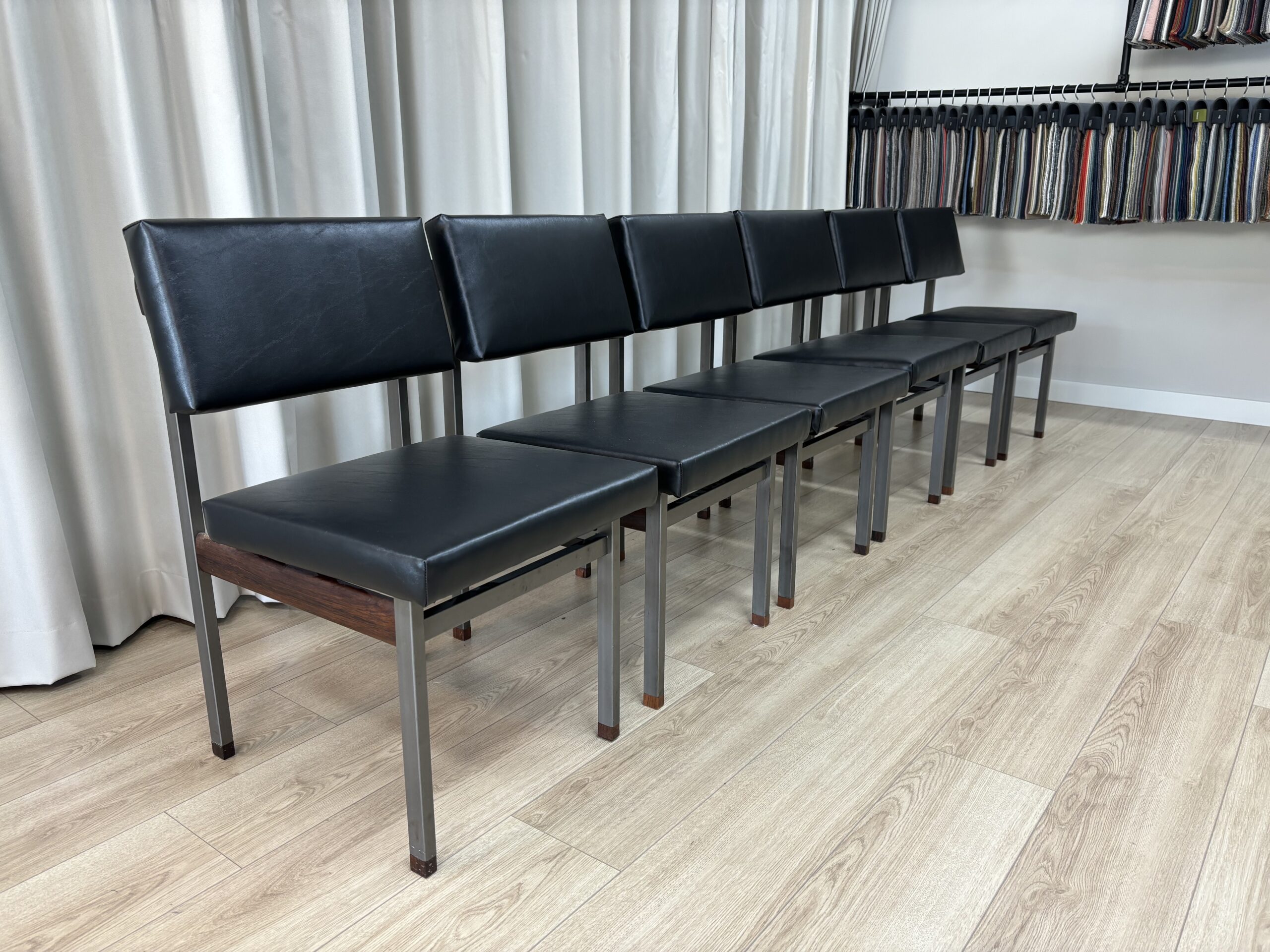 6x PALI Eetkamerstoelen – Louis van Teeffelen voor Wébé – 1960s